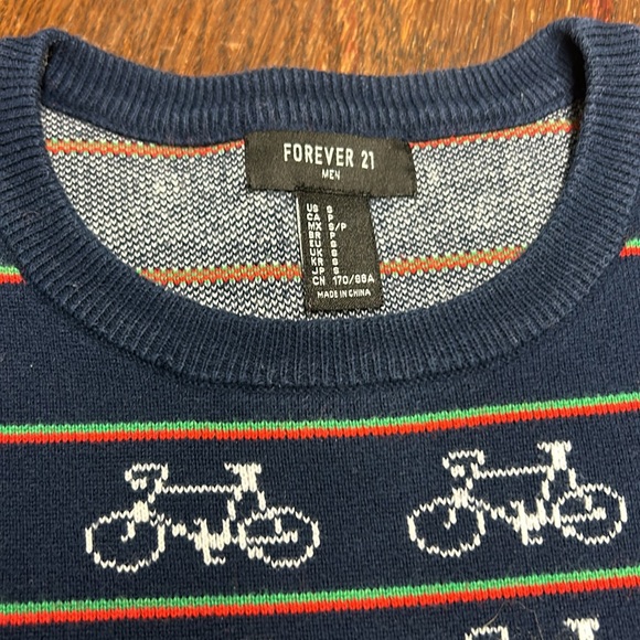 Forever 21 sweater - Picture 4 of 6